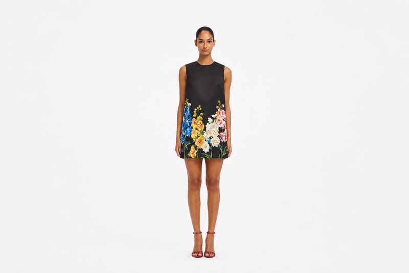 The Best Dresses for Petite Women: How to Dress When You’re Short
