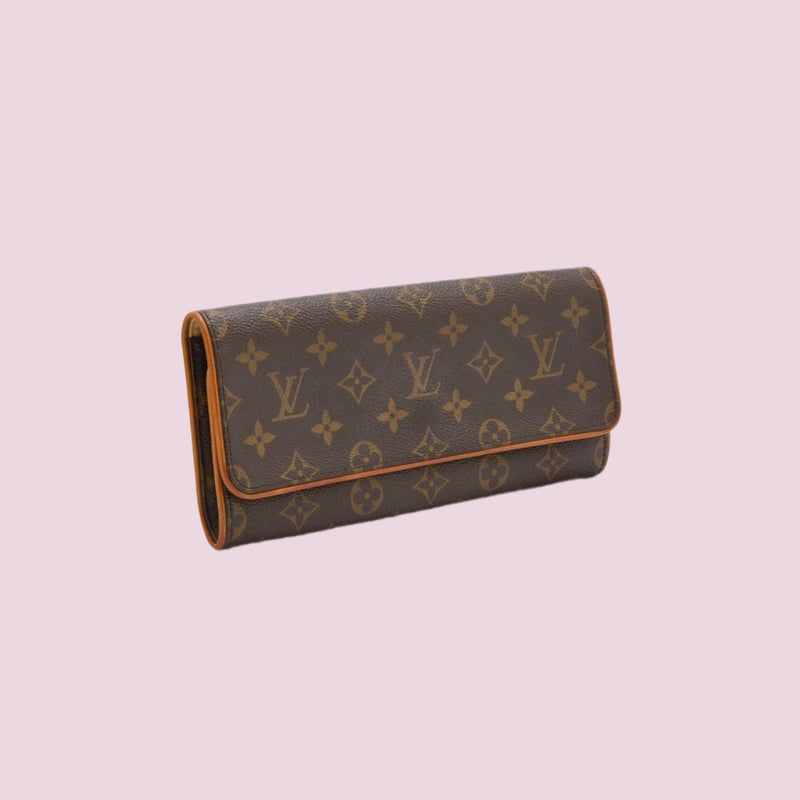 Louis Vuitton Clutch Monogram